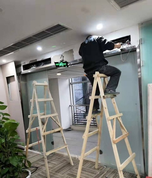 成都感應門維修