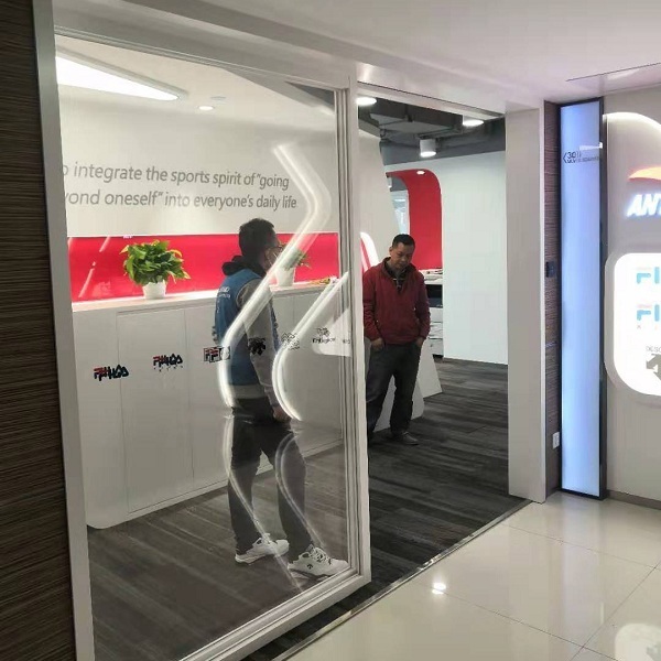 成都銀石廣場多瑪自動門安裝圖 成都銀石廣場多瑪自動門安裝圖