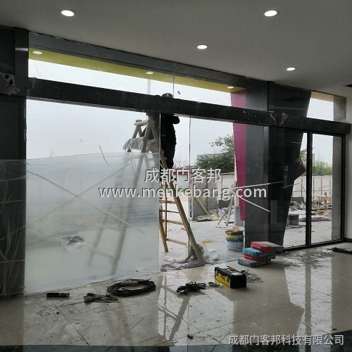 成都辦公大樓進出感應門案例