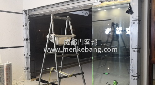 成都寫字樓自動感應門案例,裝修公司感應門案例,辦公室無框玻璃感應門案例 成都寫字樓自動感應門案例,裝修公司感應門案例,辦公室無框玻璃感應門案例