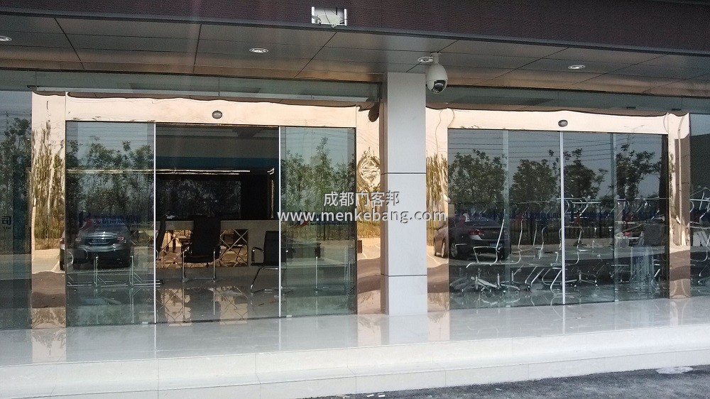 成都做一套感應(yīng)門要多少錢,不銹鋼玻璃感應(yīng)門安裝流程