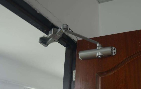 閉門器安裝方法圖解、分類、使用要求及功用【綜述】